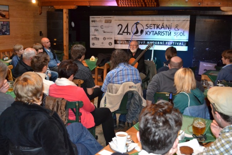 Štěpán Rak   workshop "Pětiprstá technika"